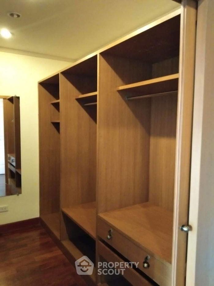 picture 2-BR Condo at Baan Ananda Condo Sukhumvit 61 near BTS Thong Lor (ID 2327278) - 5/18
