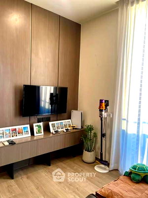 ขายคอนโด : คอนโด 1 ห้องนอน The Crest Park Residences ใกล้ MRT พหลโยธิน 60 ม. (ID 2327082)