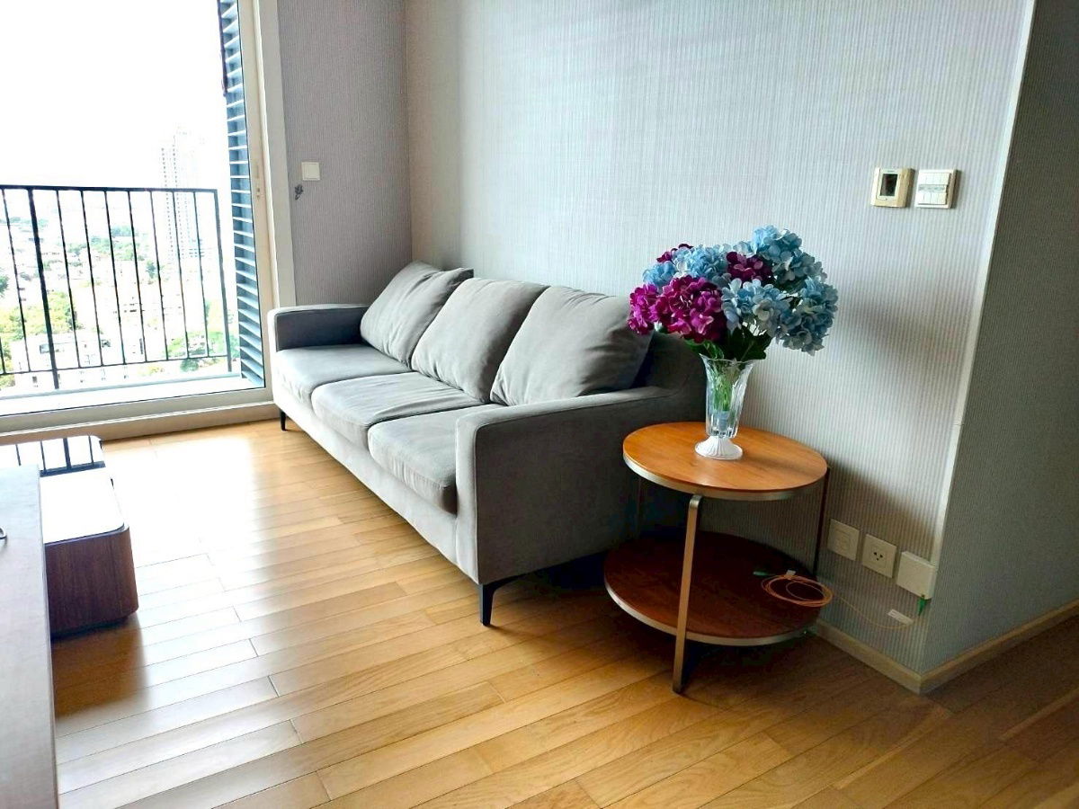 รูป Newly Renovated Room |  2B2B ชั้นสูงวิวไม่บล็อค แต่งสวย เฟอร์ครบ พร้อมเข้าอยู่  - รูปที่ 3/9