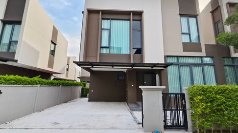 ✨ Beautiful Home in the Heart of the City – Ready to Move In ✨ Baan Klang Muang THE EDITION Sukhumvit–Onnut