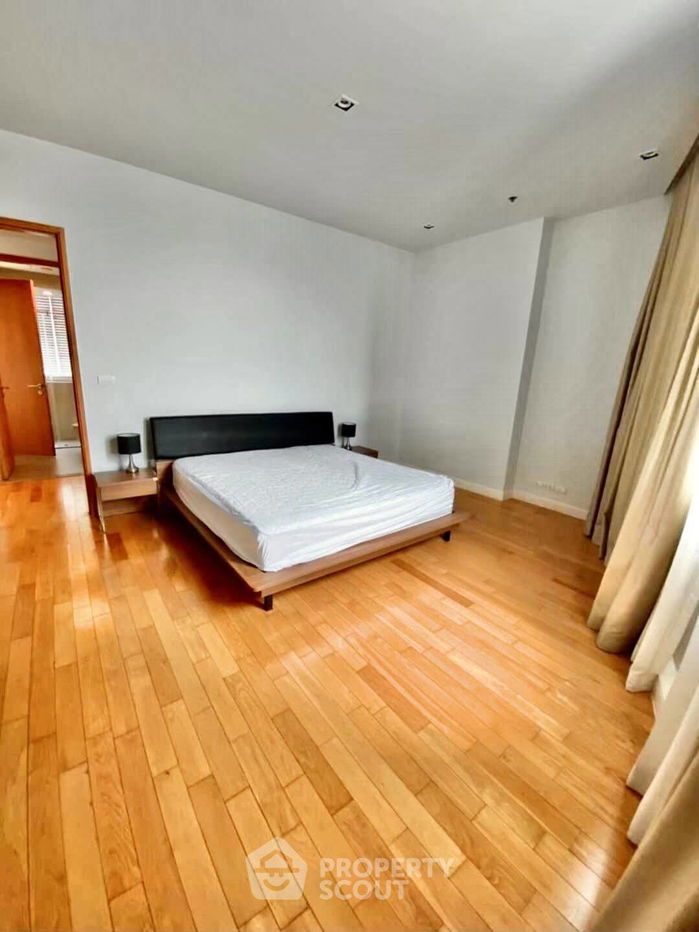picture 3-BR Condo at Millennium Residence @ Sukhumvit Condominium near BTS Asok (ID 2327061) - 5/17