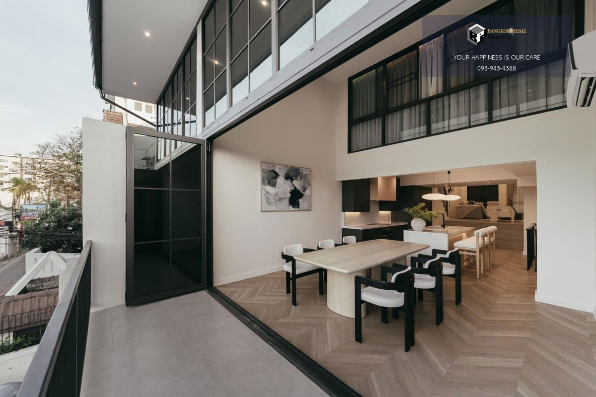 picture Regent 71 Place | 3-storey townhouse next to Ekkamai, Thonglor, walking distance to BTS Phra Khanong #2025092912087 - 3/17