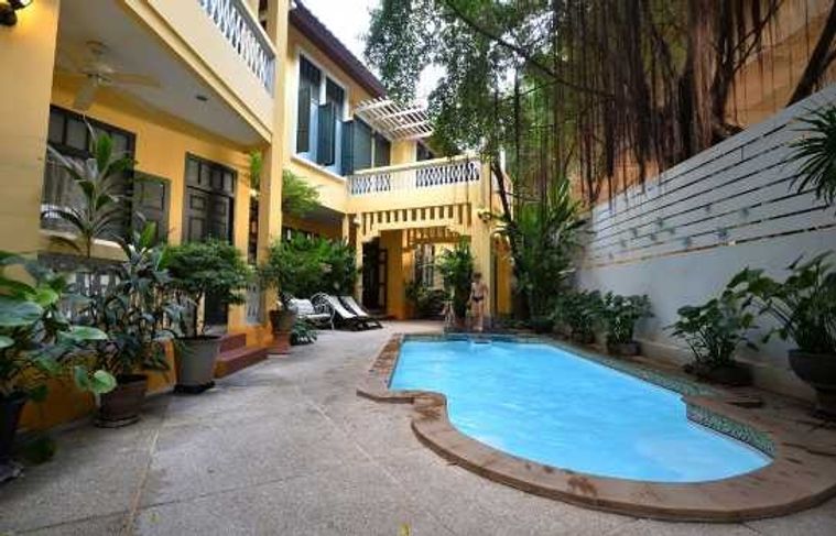 ขายบ้านเดี่ยว 9 ห้องนอน 597 ตร.ม. 161 ตร.ว. เขตสาทร