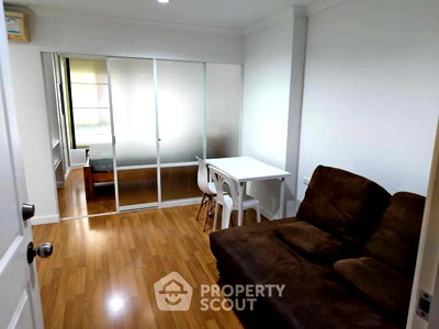 Condos for rent : 1-BR Condo at Lumpini Place Rama 9–Ratchada near MRT Phra Ram 9 (ID 2328511)