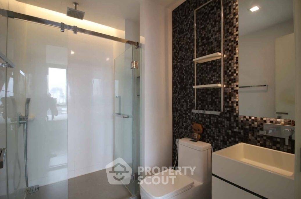 รูป คอนโด 1-ห้องนอน ที่ เดอะ รูม สุขุมวิท 69 ใกล้ BTS พระโขนง (ID 2327430) - รูปที่ 6/8