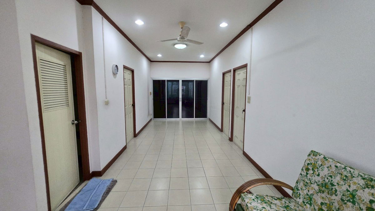 picture  House and land for sale (Soi Ram Intra 63) - 8/18