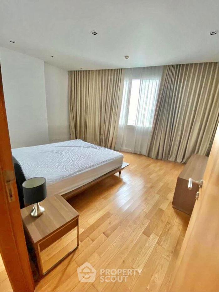 picture 3-BR Condo at Millennium Residence @ Sukhumvit Condominium near BTS Asok (ID 2327061) - 7/17