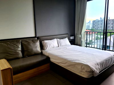 Condos for rent Esplanade Ratchadapisek  : For rent AQ Alix 6th floor, studio 26 sq m.