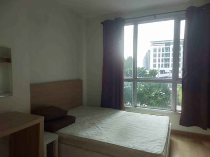 (19056) Life @ Ratchada - Suthisan