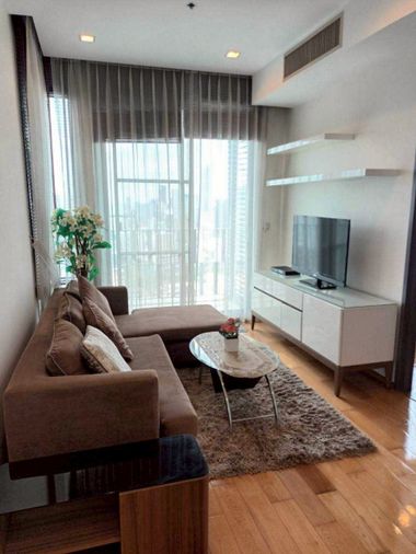 Newly Renovated | ห้องใหม่ 2 ห้องนอน 77 ตร.ม. ชั้นสูง แต่งสวยเฟอร์ครบพร้อมเข้าอยู่ 