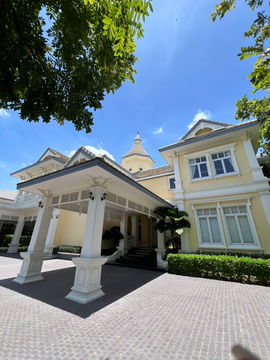 ขายคฤหาสน์หรู 2 ชั้น The Royal Residence เกษตร-นวมินทร์ พื้นที่กว่า 1,000 ตร.ม.
