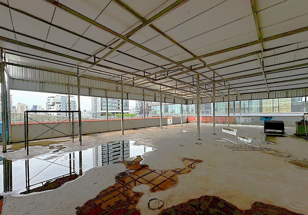 picture Large rooftop space with a beautiful view for rent in the heart of Thonglor ** NO CO-AGENT ** - 6/6