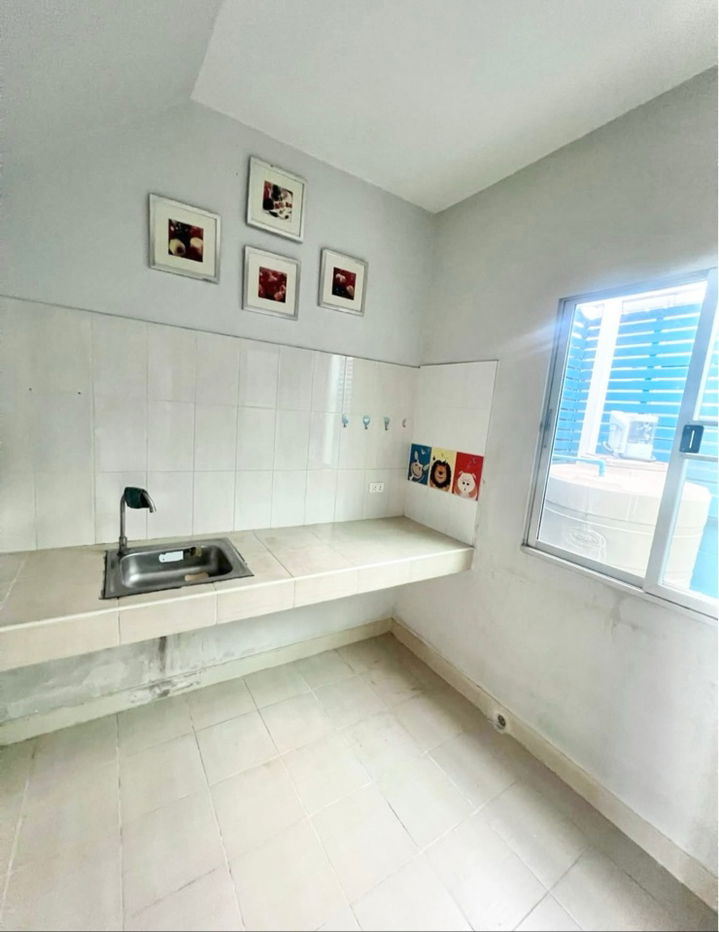 รูป ให้เช่าบ้านกลางเมืองเออร์บาเนี่ยน ลาดพร้าว 71 (Baan Klang Muang Urbanion Ladprao 71) อยู่ซอยนาคนิวาส 34 ใกล้Central Festival Eastville - รูปที่ 4/9