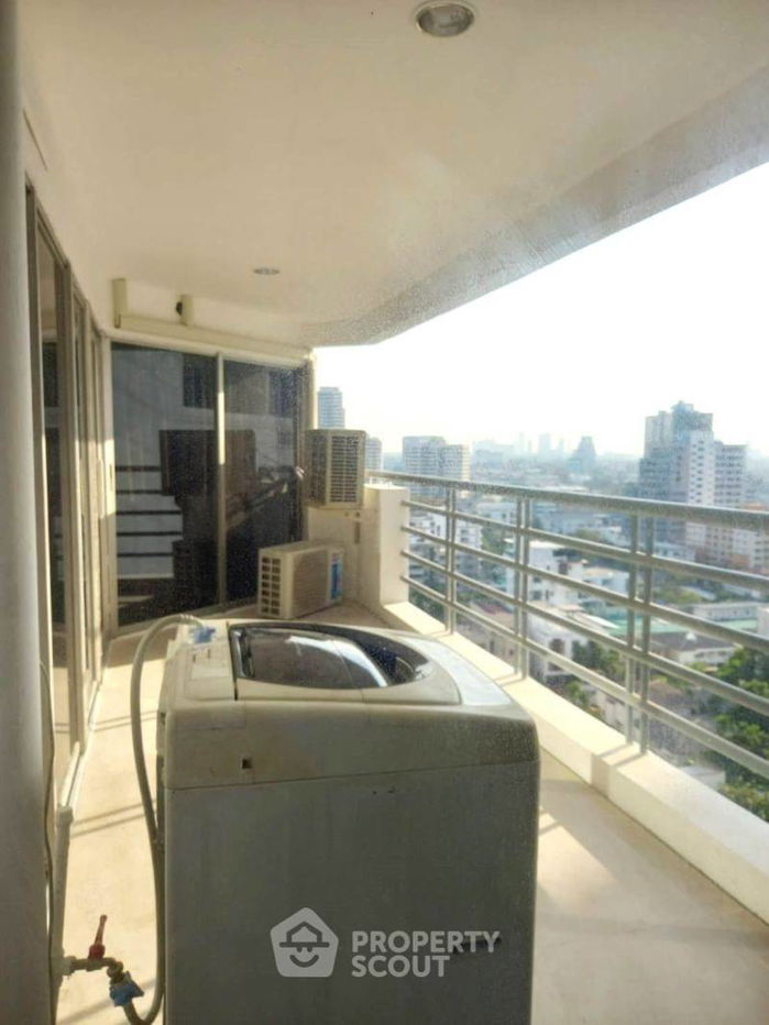 รูป คอนโด 4-ห้องนอน ที่ เดอะวอเตอร์ฟอร์ด ไดมอน ทาวเวอร์ สุขุมวิท ใกล้ BTS พร้อมพงษ์ (ID 1159314) - รูปที่ 20/20