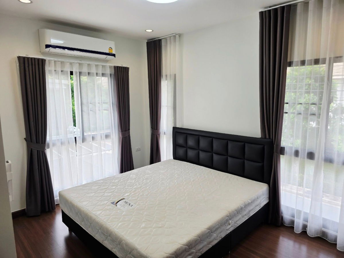 รูป ให้เช่าบ้านเดี่ยวหรูพร้อมอยู่ Lumpini สวนหลวง ร.9 (ติดสวนหลวง) 4 นอน 225 ตร.ม. พร้อม EV Charger - รูปที่ 8/13