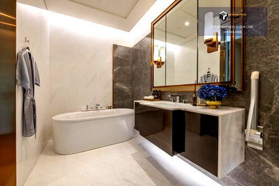 Condos for rent : Sindhorn Tonson | 🔥 Stunning Luxury Condo! Urgent! Beautiful room, rare unit #2025092912091