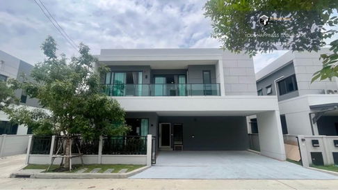 Centro Bangna | บ้านสวยพร้อมอยู่ feel like home ทุกหน้าต่างเห็นต้นไม้เขียวๆ 美丽的房子，随时可以入住，感觉就像家一样，每扇窗户都可以看到绿树。#2025092912084