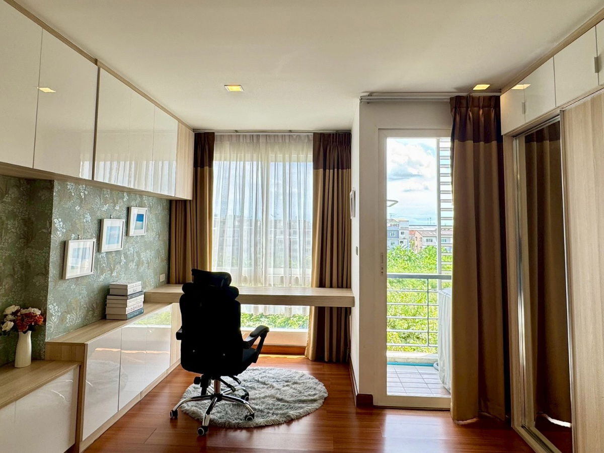 รูป 🌈❤️✈️ ให้เช่าคอนโด Airlink Residence ห้องสวยบิวท์อินใหม่ทั้งห้อง อาคาร 1 ชั้น 5 พร้อมเฟอร์นิเจอร์และเครื่องใช้ไฟฟ้าครบ ใกล้สนามบินสุวรรณภูมิ รถไฟฟ้า - รูปที่ 2/8