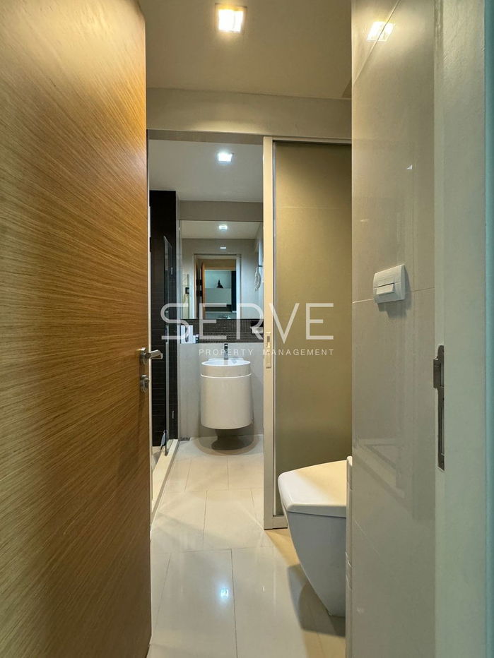 picture 1 Bed 1 Living Room Nice Room Close to BTS Saphan Khwai 500 m. & BTS Ari 900 m. / For Sale-Rhythm Phahol Ari - 2/12