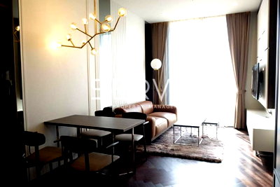 Condos for rent : 1 Bed with Bathtub High Fl. Good Location Close to BTS Sanam Pao 300 m. / For Rent & For Sale-The Monument Sanampao