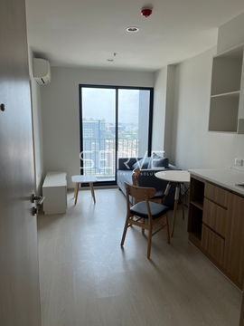Fully Furnished 1 Bed Unit in Chaengwattana / New Condo for Sale Next to MRT-Nue Noble Chaengwattana