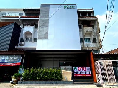 สำนักงาน ถนนนวมินทร์ : ขายด่วน ตึก 2 ห้อง 4+1 ชั้น รีโนเวทใหม่ทั้งหมดทำเป็นออฟฟิศ รองรับพนักงานได้มากกว่า 100 คน ยังไม่ได้ใช้งาน ปากซอยนวมินทร์80 (Gant-064)