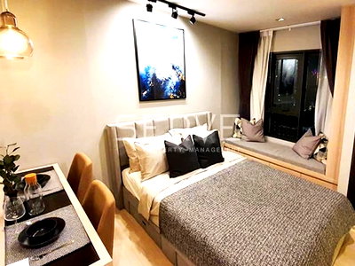 Condos for rent : Studio Nice Room & Nice View Super High fl. Close to BTS Phloen Chit  Hot Deal!!!!-Life One Wireless