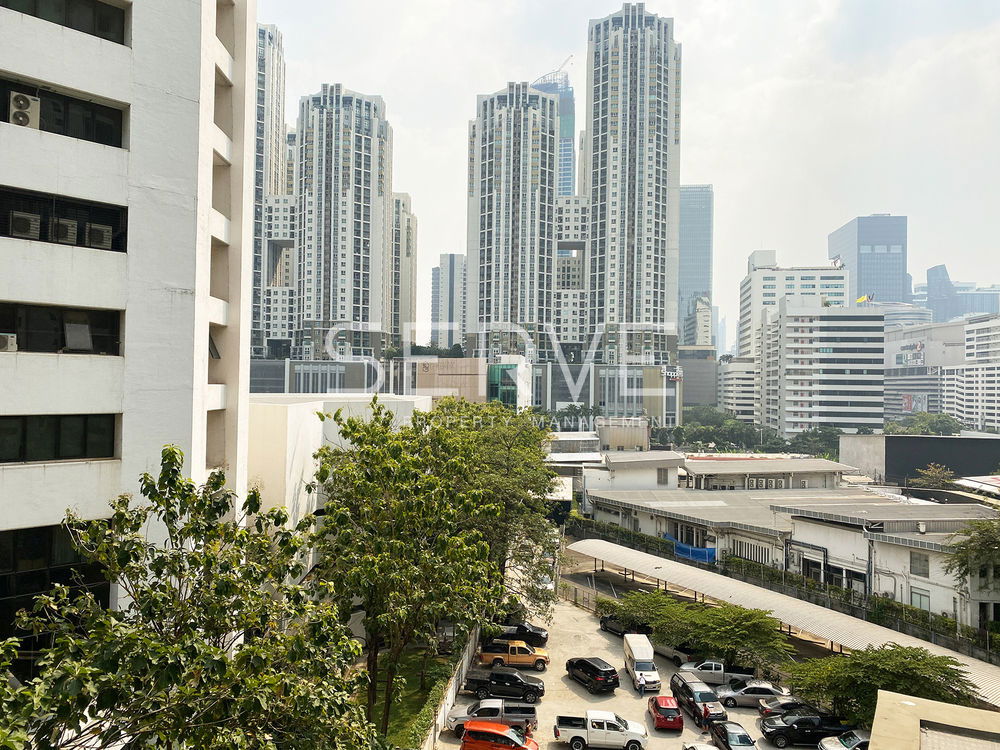 picture 2 Beds 2 Baths Corner Room Good Location MRT Thailand Cultural Centre 80 m. / For Sale-Noble Revolve Ratchada 2 - 12/12