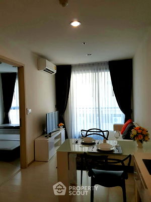 เช่าคอนโด รพ.สุขุมวิท  : คอนโด 1-ห้องนอน ที่ ริทึ่ม สุขุมวิท42 ใกล้ BTS เอกมัย (ID 738943)