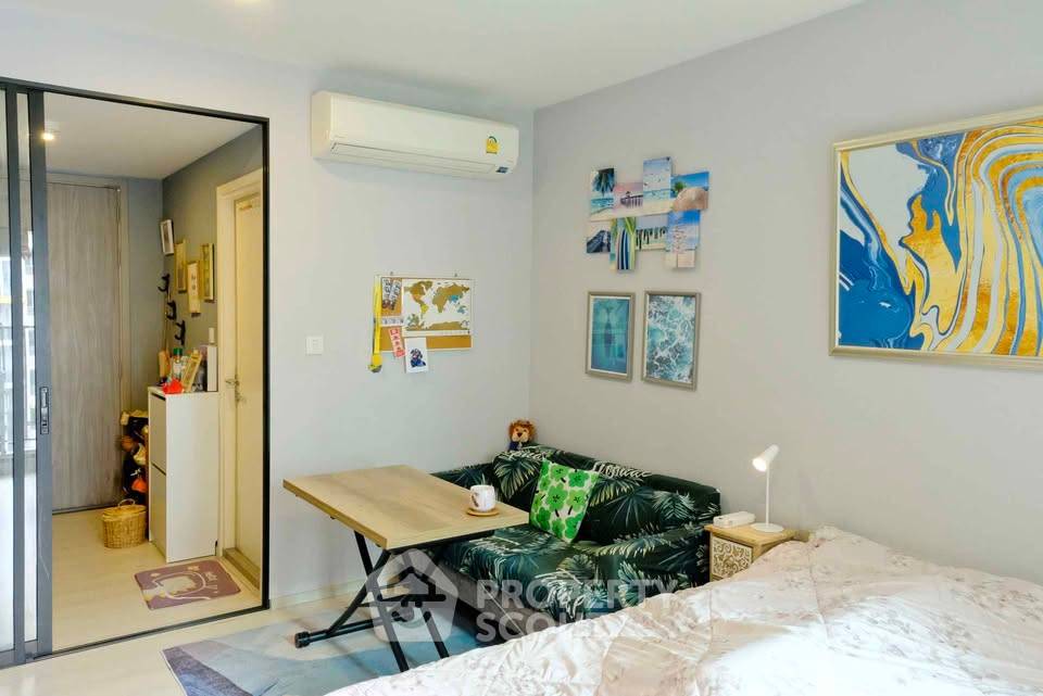 picture 1-BR Condo At Knightsbridge Phaholyothin Interchange (ID 2329847) - 10/15
