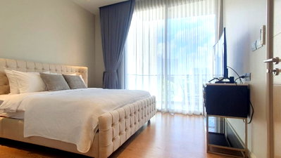 คอนโดให้เช่า : ST272 คอนโดหรูให้เช่า – Magnolias Waterfront Residences