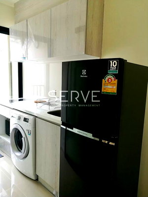 ขายคอนโด : Sale 1 Bed Large Room Good Location Next to MRT Phetchaburi 130 m. & Arl Makkasan 20 m.-Life Asoke