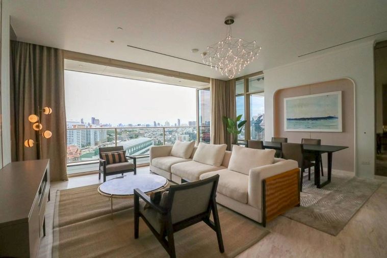 +++เช่าด่วน+++ Four Seasons Private Residences ** 4 ห้องนอน 250 ตรม.ชั้น 11 แต่งครบพร้อมเข้าอยู่