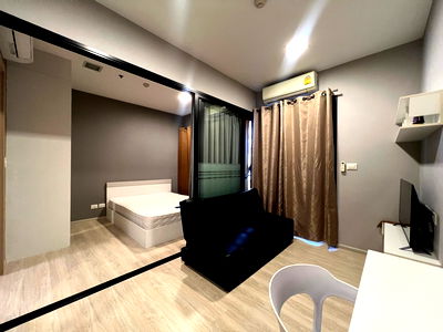 คอนโดให้เช่า : ด่วน ให้เช่า คอนโดเลต มิสท์ พระราม9 MRT พระราม9 เฟอร์นิเจอร์ครบ เครื่องใช้ไฟฟ้าครบ พร้อมย้ายเข้าอยู่