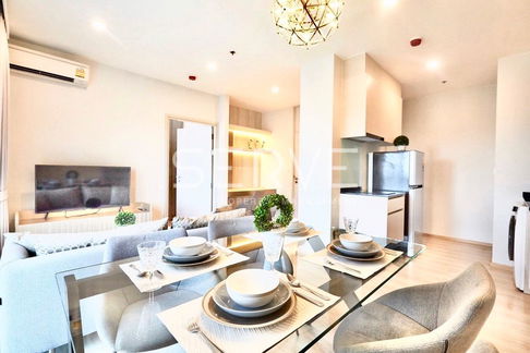 Best Decorate Combine 2 Beds 2 Baths Large Unit Next to MRT Thailand Cultural Centre 80 m/ For Rent-Noble Revolve Ratchada 1