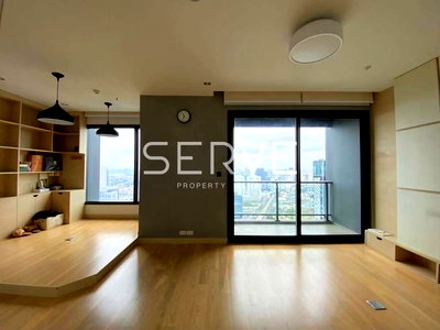 ขายคอนโด : Large Room 2 Beds 2 Baths For Sale Hight Fl. 40+ Perfect Location in Ladprao Area Close to BTS & MRT-M Ladprao