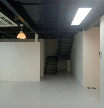 รูป The Emporio Place Office For Rent - รูปที่ 7/17