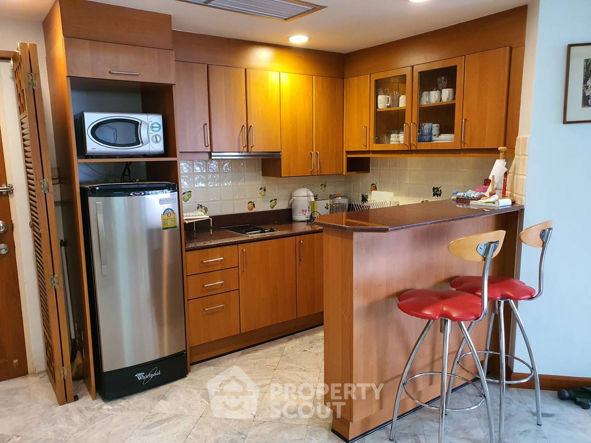 picture 2-BR Sea View Condo at Palm Pavillion (ID 1466905) - 4/6