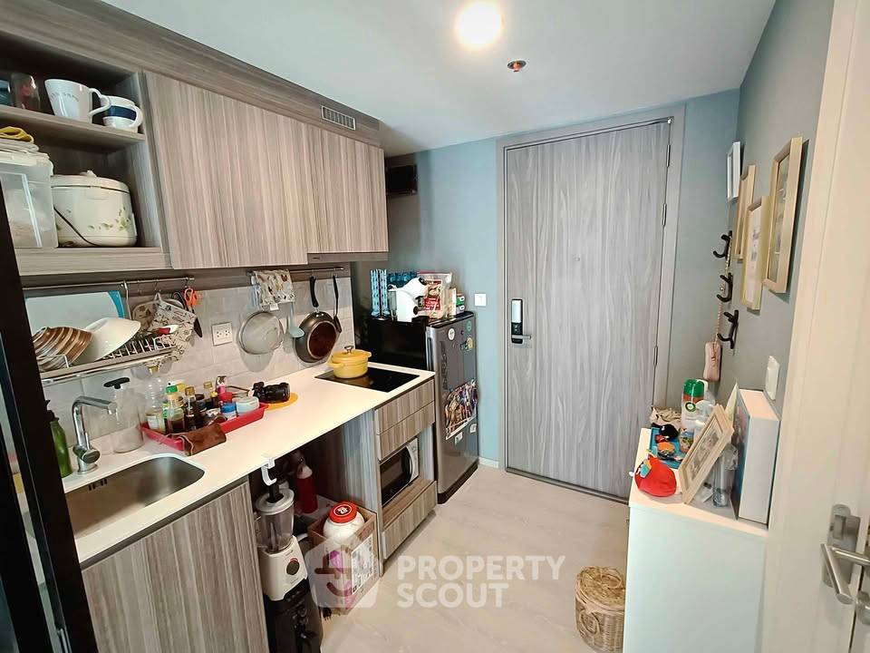 picture 1-BR Condo At Knightsbridge Phaholyothin Interchange (ID 2329847) - 3/15