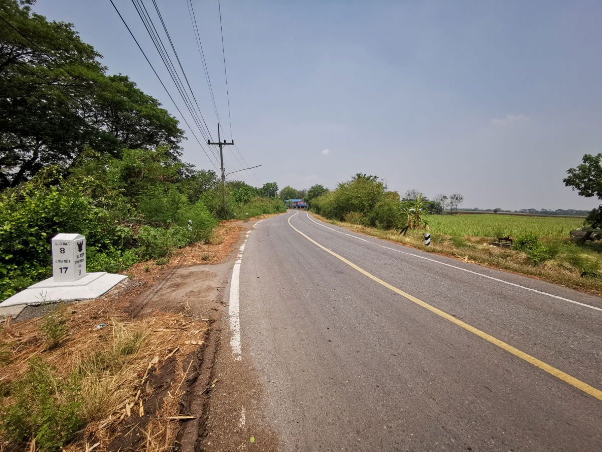 รูป ขายที่ดินสวย แปลงใหญ่ครุฑแดง ติดถนนหน้ากว้าง อ.โคกสำโรง จ.ลพบุรี 280ไร่ สาธารณูปโภคพร้อม สื่อสารถึง ใกล้ชุมชม คมนาคมสะดวก ติดแหล่งน้ำ - รูปที่ 1/11