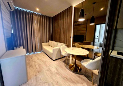 Condos for rent : RHYTHM EKKAMAI           ESTATE 