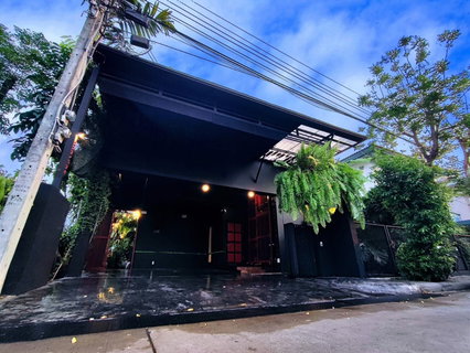 รูปภาพ 🏡ให้เช่าบ้านเดี่ยว 2 ชั้นหลังมุม Noble geo วัชรพล 3 ห้องนอน 3 ห้องน้ำ ขนาดใหญ่จอดรถได้ 4-7 คัน อุปกรณ์อำนวยความสะดวก