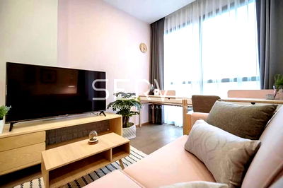 ขายคอนโด : 1 Bed Super High Fl. 35+ Nice View Good Location MRT Sam Yan 180 m. and Samyan Mitrtown Mall-Ashton Chula Silom