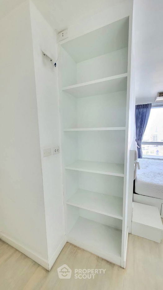 picture 2-BR Condo at Bangkok Garden in Chong Nonsi (ID 2329685) - 8/22