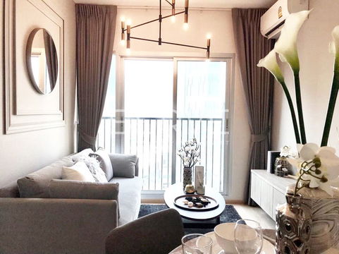 Nice room 2 Beds High Fl. 20+ Good Location Next to MRT Thailand Cultural Centre 80 m. / For Rent-Noble Revolve Ratchada 2