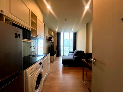 คอนโดให้เช่า : ด่วน ให้เช่า คอนโด โนเบิล รีโคล สุขุมวิท 19 BTS อโศก เฟอร์นิเจอร์ครบ พร้อมย้ายเข้าอยู่ 