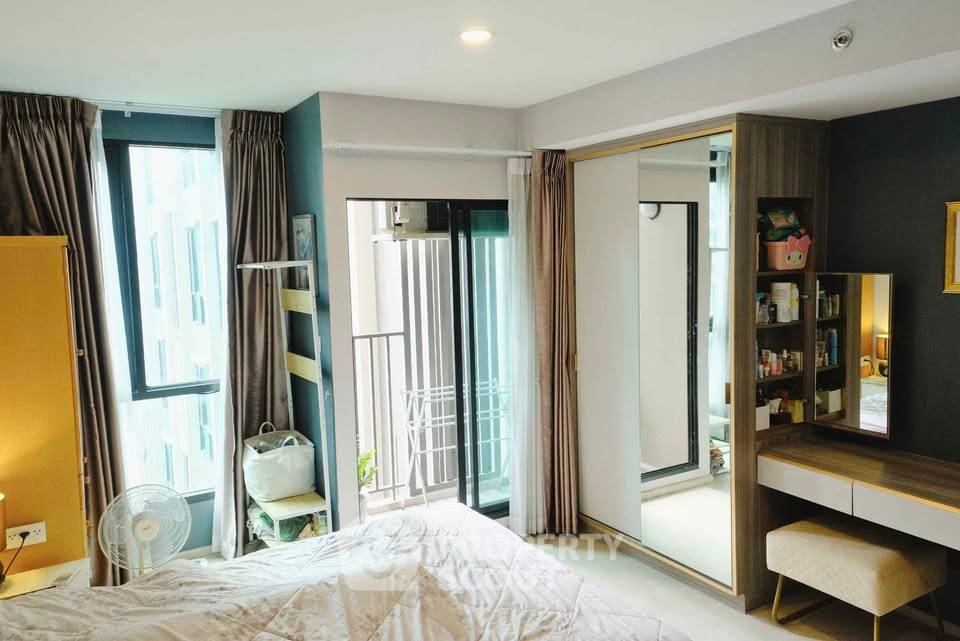 picture 1-BR Condo At Knightsbridge Phaholyothin Interchange (ID 2329847) - 11/15