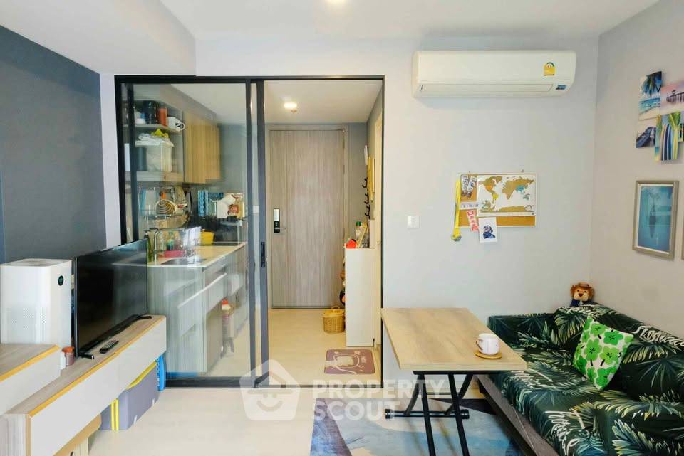 picture 1-BR Condo At Knightsbridge Phaholyothin Interchange (ID 2329847) - 2/15