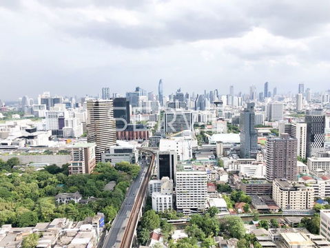 46.4 MB!- 3 Beds with Bathtub 121.75 sq.m. High Fl. 40+ Good View Good Location BTS Ratchathewi 0 m.-Pyne by Sansiri
