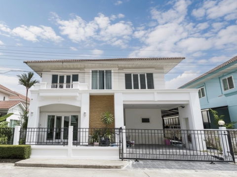 For Rent: Single House on Ratchapruek Road, near Central Westville | Perfect Place Ratchapruek